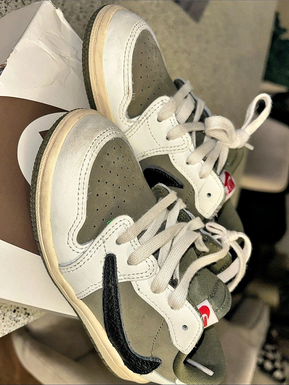 Nike Air Jordan 1 Low OG SP Travis Scott Low Top Sneakers US 10 Olive White